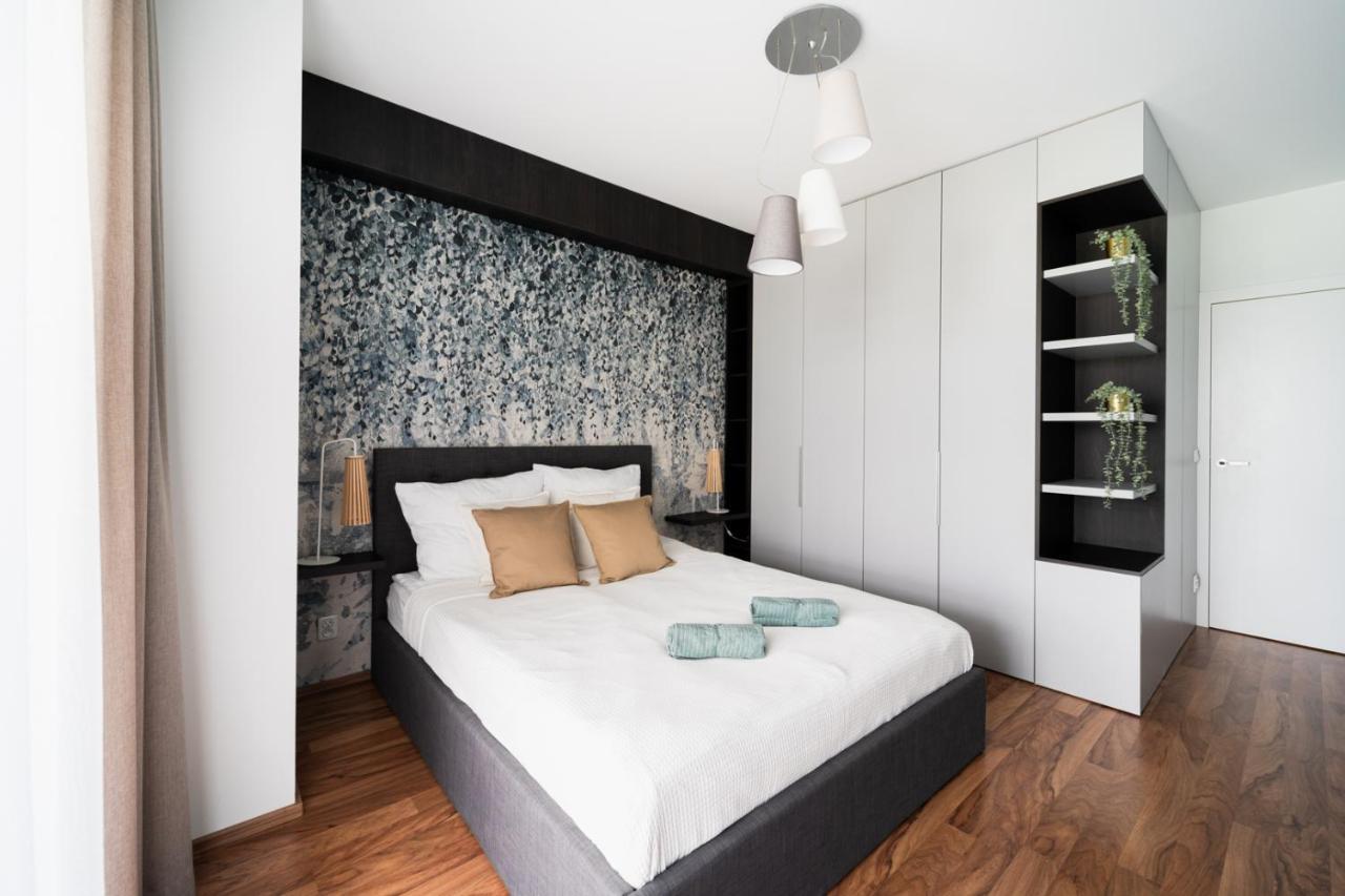 Big Apart - Atal Towers - 3 Rooms - Private Parking Place Wroclaw Exterior photo